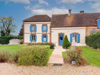 Gite in La Chapelle Fortin,Maison de caractère avec piscine chauffée, étang privé et proche forêt, à 90 min de Paris FR-1-581-48 N°838843