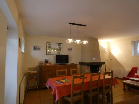 Spacieux gîte au cœur du Perche - 3 chambres, jardin, cheminée, proche activités et Nogent-le-Rotrou - Photo 2