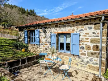 Gite à Langeac,Cabane de Vigne en Auvergne pour Escapade Romantique FR-1-582-74 N°838868