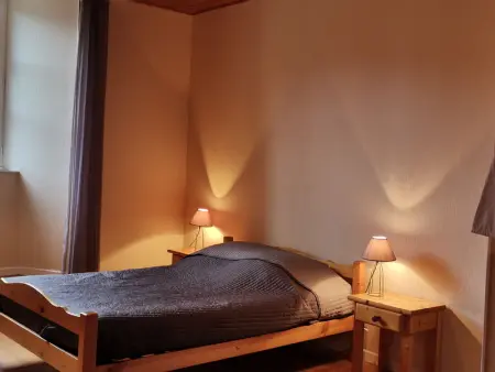 Ancien presbytère avec 3 chambres au pied d'une forteresse médiévale - Photo 3