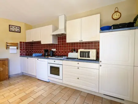 Maison restaurée proche nature avec terrasse et poêle à bois, près du Puy-en-Velay - Photo 2