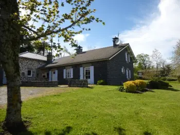 Gite à Araules,Maison en forêt avec terrasse, jeux pour enfants et cheminée, près du Pic du Lizieux et du Lac bleu FR-1-582-235 N°838919