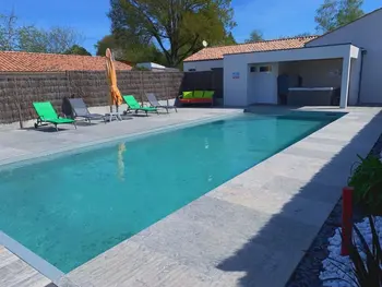 Gîte in La Garnache,Maison de charme rénovée avec piscine, spa et proximité des plages vendéennes FR-1-426-464 N°838971