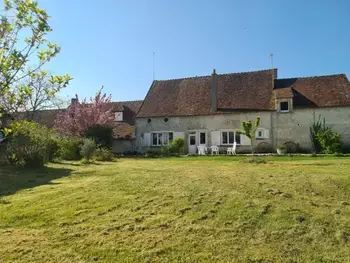 Casa rural en Vendœuvres,Charmante maison avec piscine en Brenne – 2 ch, jardin, draps et ménage inclus FR-1-591-315 N°839047