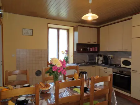 Gîte chaleureux à la ferme avec terrasse, animaux admis - Photo 3