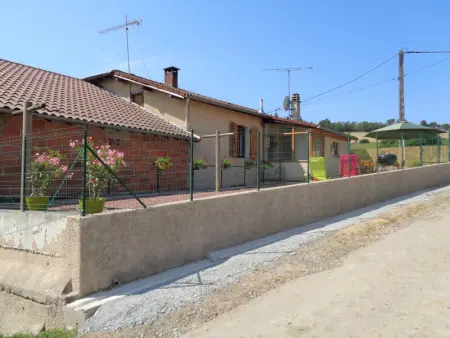Gîte chaleureux à la ferme avec terrasse, animaux admis - Photo 12
