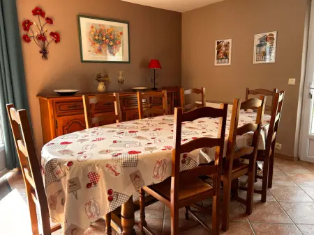 Grande maison de charme avec jardin clos, idéale pour familles et amis, au cœur du Perche - Photo 6