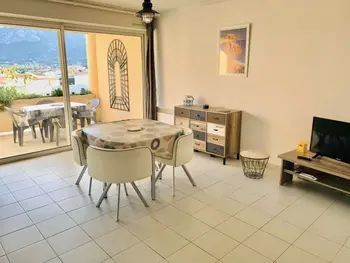 Appartement à Calvi, Appartement 2 pièces à Calvi, proche plage, parking inclus - L888117