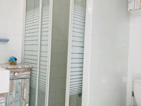 Appartement 2 pièces à Calvi, proche plage, parking inclus - Photo 5