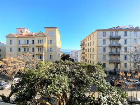 Appartement 3 pièces, climatisé, 6 couchages, centre-ville d'Ajaccio, à 600m de la plage du Trottel - Photo 15