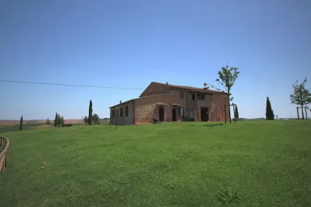 Angel, Ferme traditionnelle à Asciano avec piscine - Photo 4