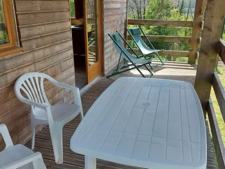 Chalet au calme avec terrasse, acceptant les animaux, parking et Wi-Fi inclus - Photo 5