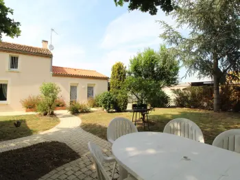 Gîte in Chemillé en Anjou Chemillé Melay,Gîte paisible avec jardin, proche Puy du Fou, Angers et Cholet, pour 6 pers., Wi-Fi inclus FR-1-622-8 N°839267