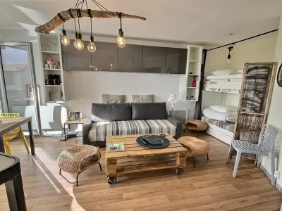 Appartement à Soorts Hossegor, Appartement rénové proche plage avec piscine, parking et Wi-Fi, accepte les animaux - N°888174