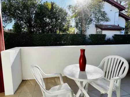 Coquet T1 Bis à Cambo-les-Bains avec Terrasse, Parking Privé et Accès Internet - Photo 11