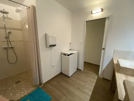 Maisonette en pierre rénovée avec jardin à 100m de la plage - 5/6 couchages et Wi-Fi - Photo 10