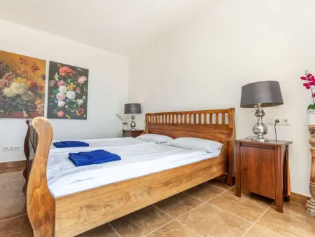 Villa Gaudí, spacieuse avec sa piscine et son jacuzzi - Photo 34