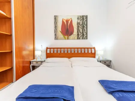 Villa Gaudí, spacieuse avec sa piscine et son jacuzzi - Photo 36