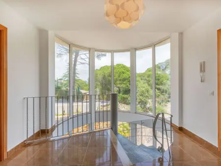 Villa Gaudí, spacieuse avec sa piscine et son jacuzzi - Photo 42