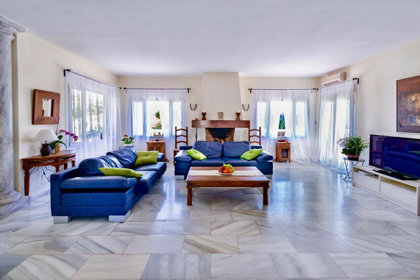 Melissa - Exceptional 9BR Villa in Marbella, 2 km the Beach, Gym, Wifi, Location Villa en Marbella - Foto 16 / 26