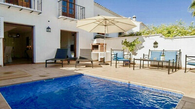 El Naranjal by Rafleys- Stylish 2BR Modern House next to Puerto Banus, Private Pool, Wifi, Maison 4 personnes à Marbella 527191