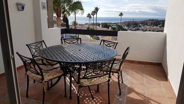 Modern 2 Bed/Bathroom Sea and Golf views, Appartement 4 personnes à Manilva 782006