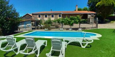 House - 4 Bedrooms with Pool and WiFi - 108716, Maison 6 personnes à Forcarei 831302