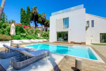 Villa a Marbella,2244 - MODERN VILLA PUERTO BANUS 846010 N°808597