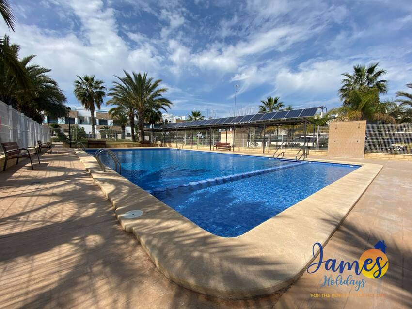 El Baranco townhousewith Comm Pool EB4, Location Villa en Orihuela Costa - Foto 11 / 26