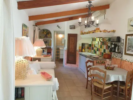 petite maison, 28-30 m², 2 pers, Maison 2 personnes à Calvi - Photo 5