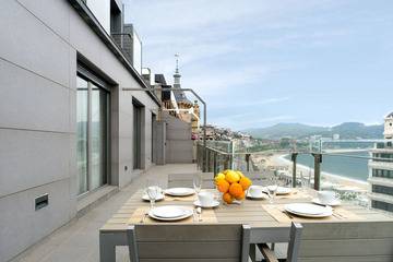 019 / NIZA LA CONCHA, terrace with beach views, Appartement 4 personnes à Donostia 500434