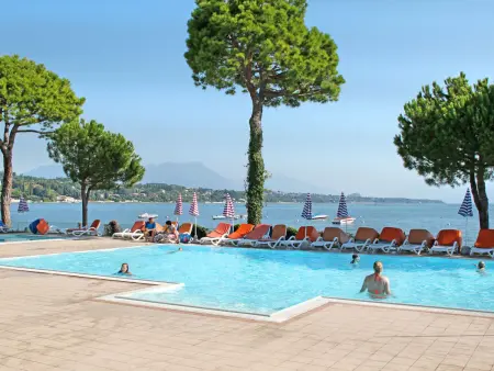 Front Lake Resort Le Corti del Lago, Maison 4 personnes à Desenzano - Photo 12