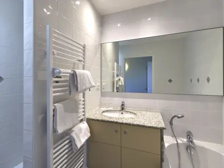 Reine Marine - T3 Balcon Lat. Mer, Appartement 6 personnes à Saint Malo - Photo 26