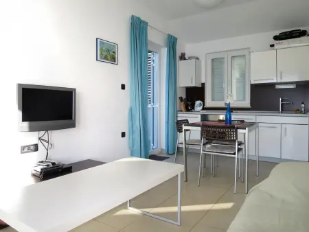 Milevoj, Appartement 2 personnes à Rabac - Photo 2