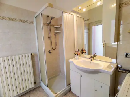 Casa Riboni, Appartement 5 personnes à Luino - Photo 19