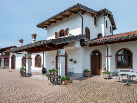 Collina San Ponzio, Maison 6 personnes à Barolo - Photo 1