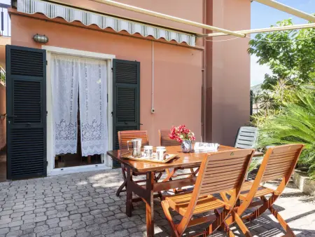 Degli Aranci (IMP385), Appartement 4 personnes à Imperia - Photo 1
