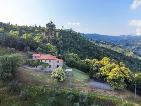 Podere Cima a Zano /Apt. Tinaia, Appartement 6 personnes à Pescia - Photo 7