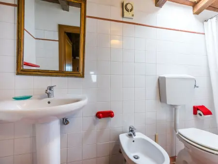 Podere Sondino/Apt.Casa di Pietro, Appartement 6 personnes à Pescia - Photo 21