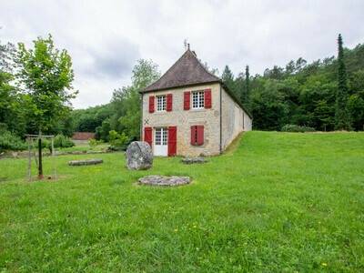 Location Gite à Paunat,Ancien moulin rénové au cœur des bois avec étang, proche de sites historiques et villages pittoresques FR-1-616-32 N°839468