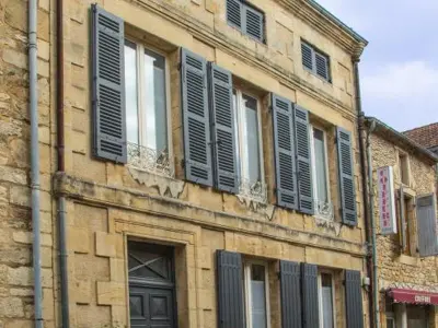 Gite à Villefranche du Périgord, Maison Historique avec Terrasse Ensoleillée et Wifi au Cœur de Villefranche-du-Périgord - L839479