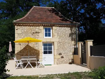 Gite à Le Bugue,Maison périgourdine avec jacuzzi, jardin privé et vélos - Idéal 2 personnes, près de Sarlat FR-1-616-209 N°839529