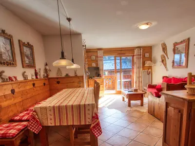 Appartement à Morillon 1100, Bel appartement 3 chambres au pied des pistes à Morillon 1100 avec balcon et wifi - L890568