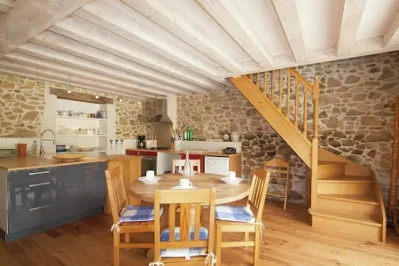 La Belle Cour, Cottage en Dordogne avec Terrasse Accessible - Photo 2