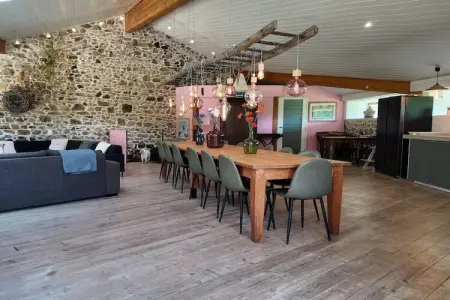 Le Triangle, Maison à Roussines avec Piscine Privée - Photo 2