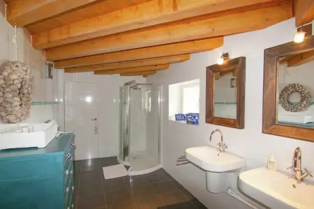 Le Triangle, Maison à Roussines avec Piscine Privée - Photo 18