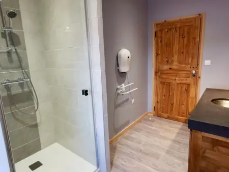 Gîte rénové au cœur de l'Auvergne, Gite 6 personnes à Arlempdes - Photo 5