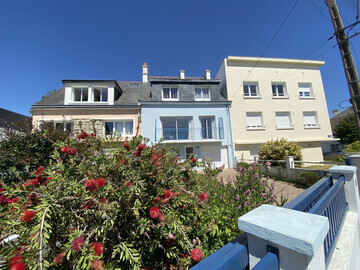 Location Maison à Lorient,RÉF 497 - LORIENT MAISON DE VILLE AVEC JARDIN COMPRENANT 5 CHAMBRES - N°839676