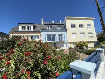 Maison à Lorient,Maison de ville 5 chambres à Lorient avec jardinet et garage, proche centre, 10 couchages, WiFi FR-1-349-152 N°839676