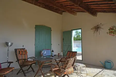 Le Chêne, Villa simpliste à Barjac avec piscine - Photo 6
